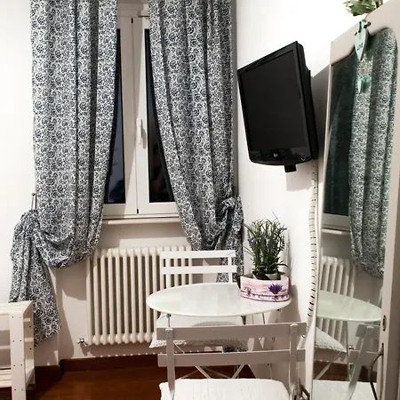 Vistazzurra Bed and Breakfast