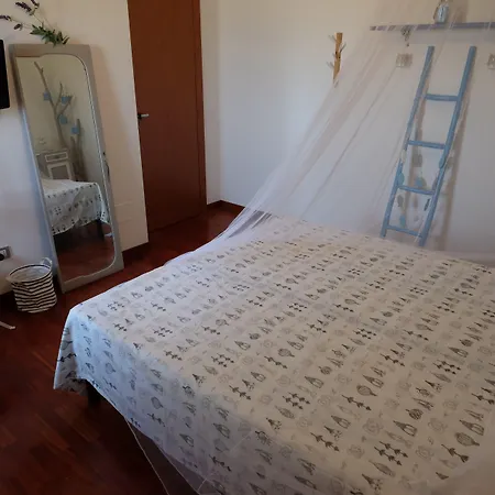 Vistazzurra Bed & Breakfast