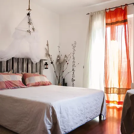 Vistazzurra Bed & Breakfast 4*