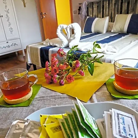 Bed & Breakfast Vistazzurra Ancona