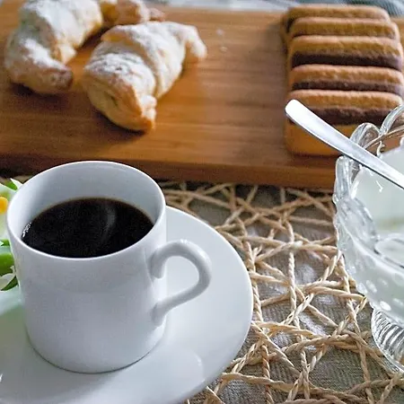 Bed & Breakfast Vistazzurra 4*